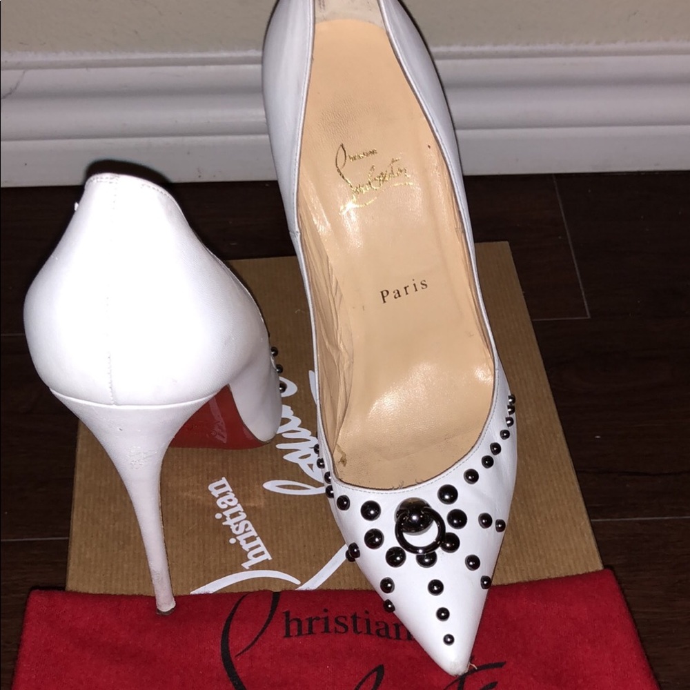 100% Authentic Christian Louboutin So Kate Heels